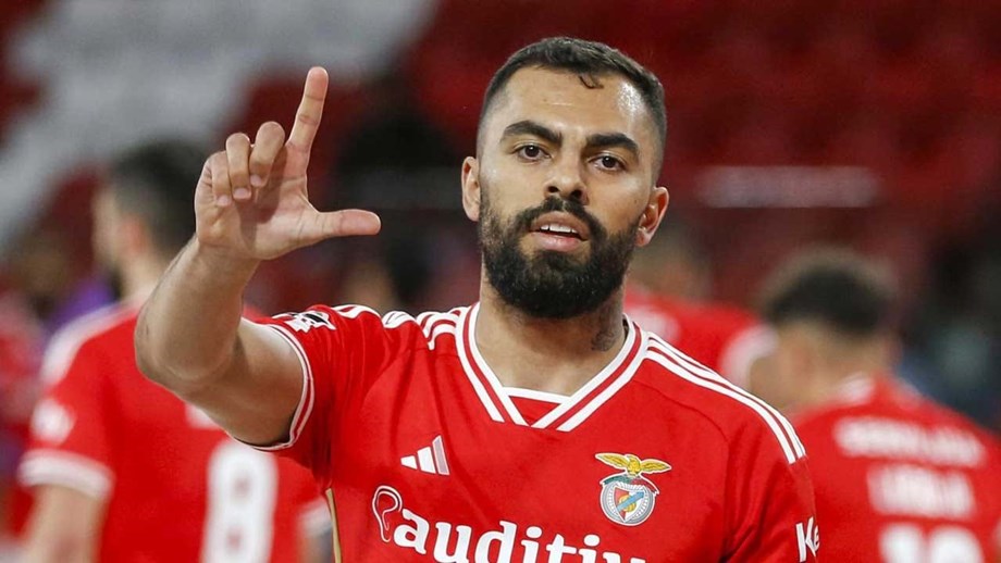 Benfica vence Kairat e fica muito perto da 'final four' da Champions de futsal