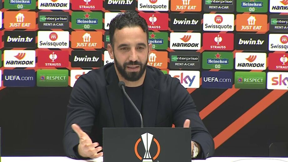 Treinador do Sporting questionado por Record na antevisão do jogo com Atalanta