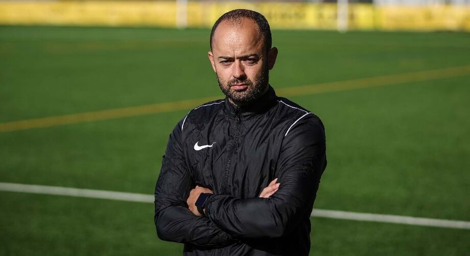 Treinador do Dumiense e o jogo com o Sporting em Alvalade: «Não sei preparar autocarros...»