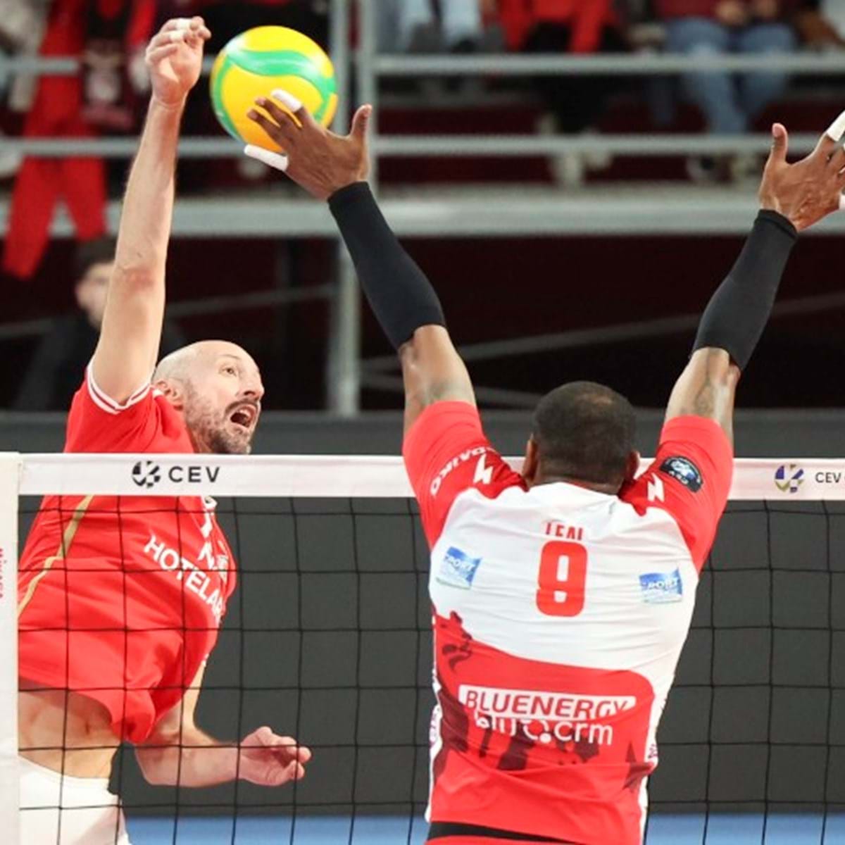 A crónica do Benfica-Vojvodina, 3-2: fica a boa imagem - Voleibol - Jornal  Record