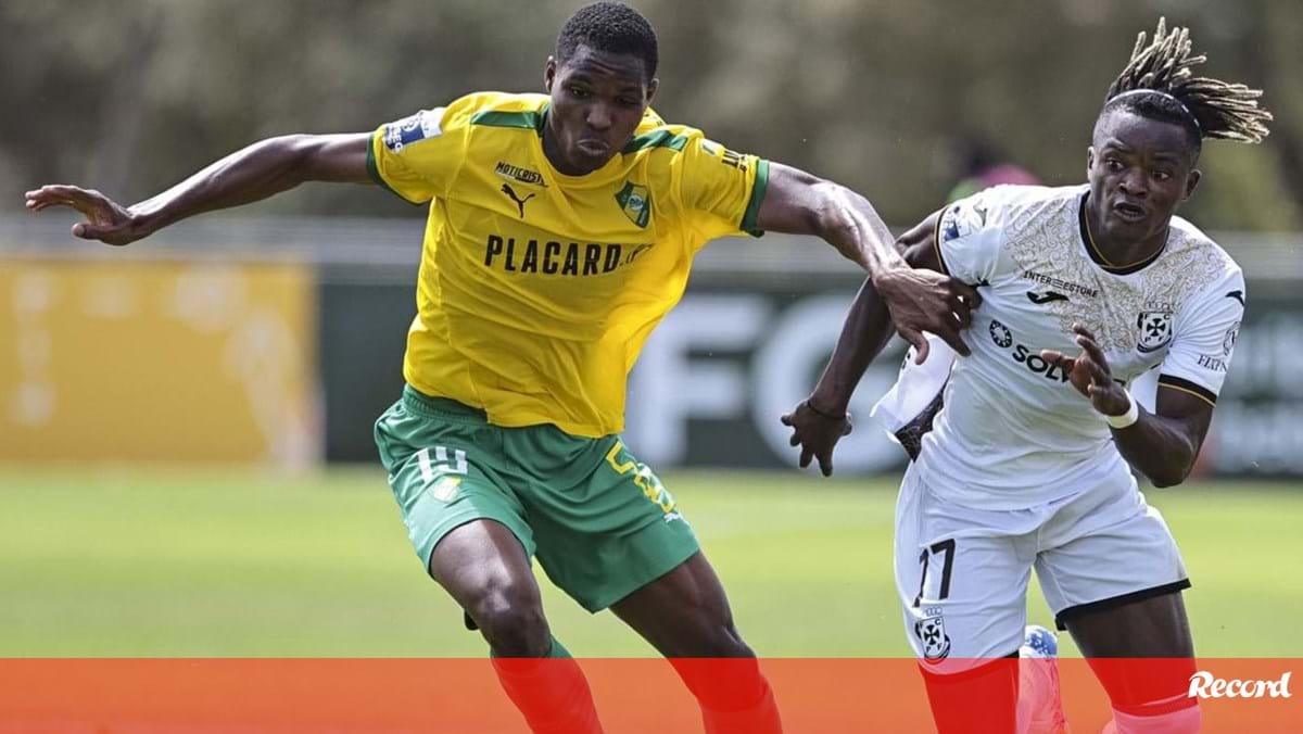 Ousmane Diao segue Sporting nas redes sociais