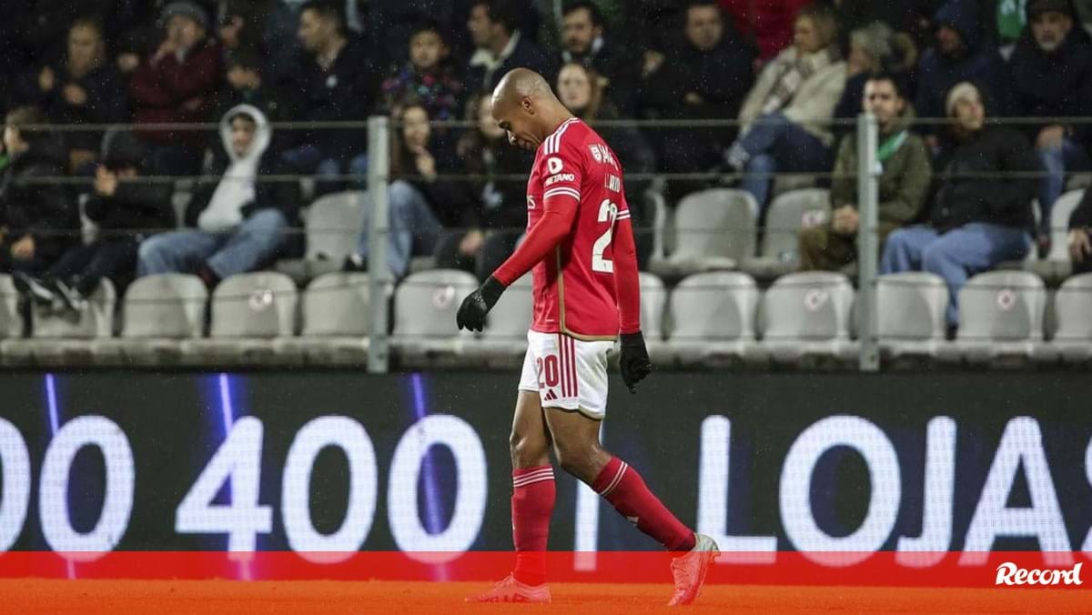 João Mário: «Não foi o resultado que todos queríamos, mas é tempo de tranquilidade e união»