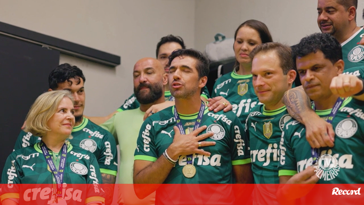 O arrepiante discurso de Abel no balneário do Palmeiras: «Não tenho de me despedir de ninguém...»