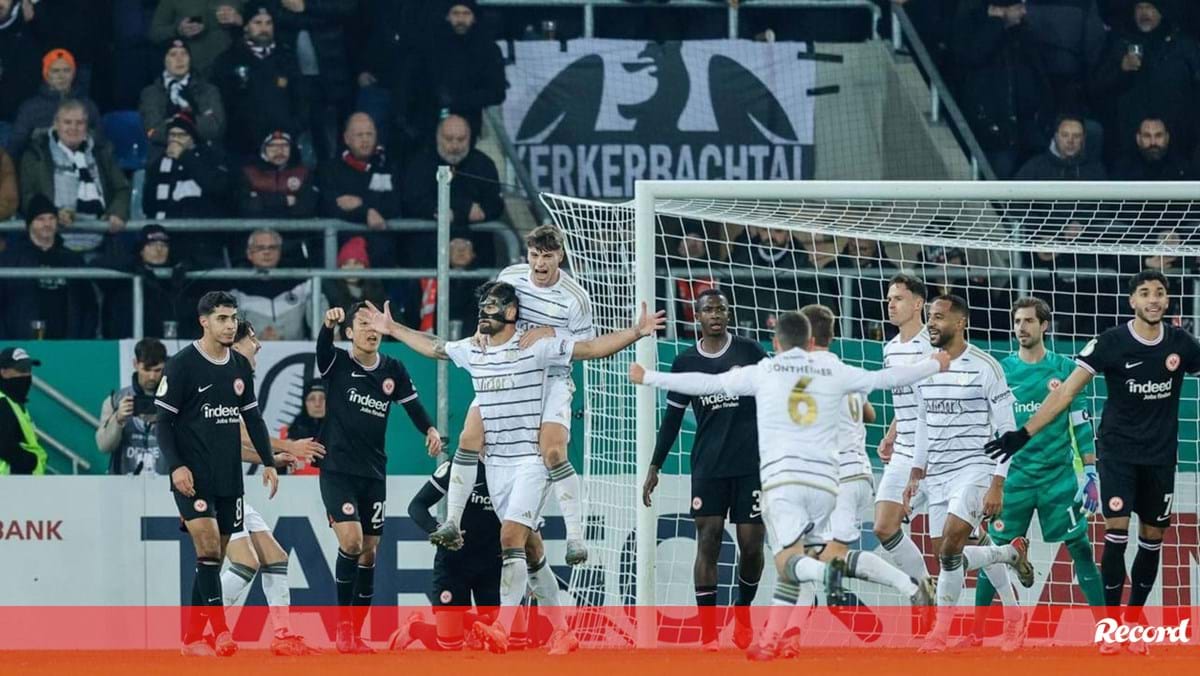 Saarbrücken tem espantado o futebol alemão: chegou a não ter pátria e a ganhar a... 2.ª divisão francesa