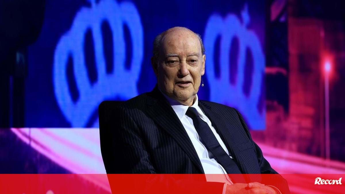 Pinto da Costa vai fazer exames complementares na segunda-feira