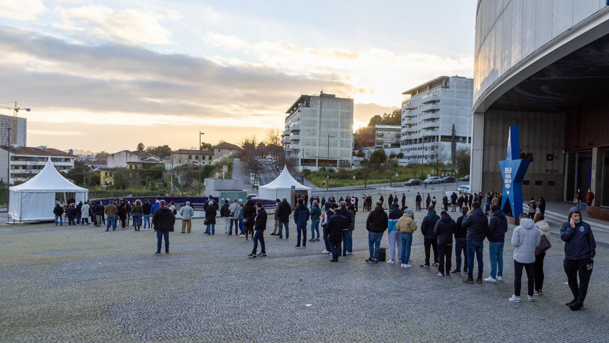 FC Porto inicia hoje venda dos primeiros bilhetes para o jogo com o Arsenal 1 image