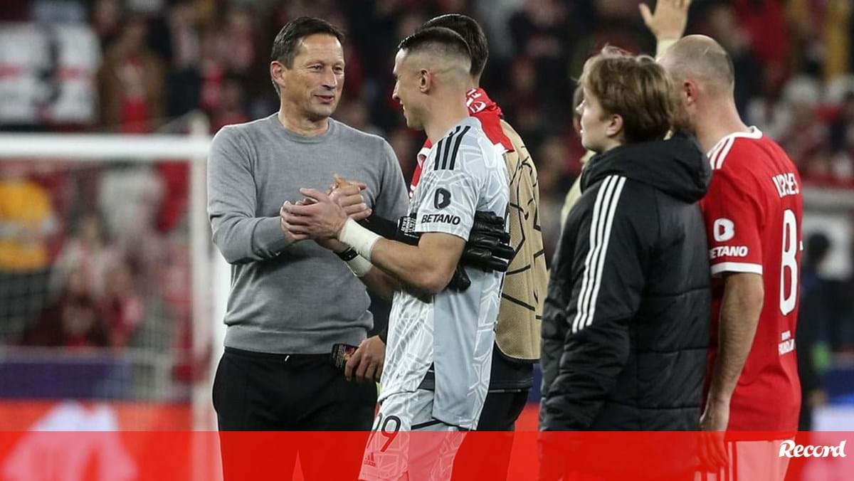 Vlachodimos fala do sucessor no Benfica e esconde conversa com Schmidt: «Fica entre nós»