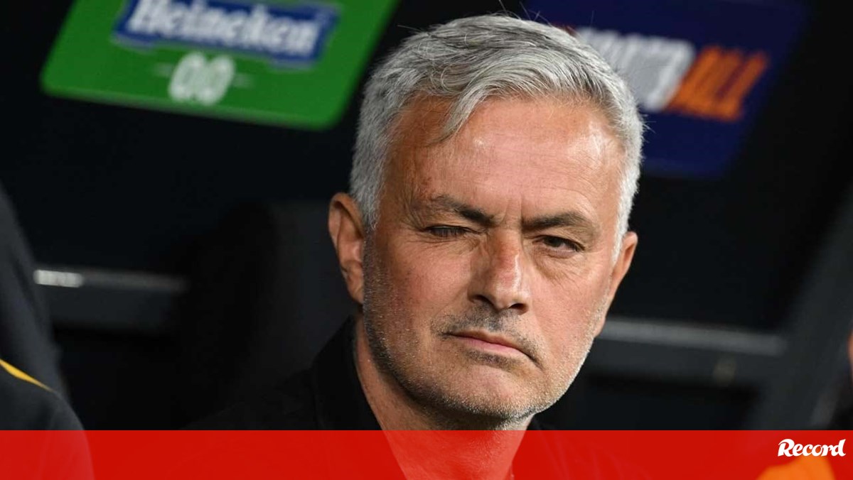 Antigo aluno de Mourinho recorda: «Dizia 'têm de aprender, não estou aqui para perder tempo'»