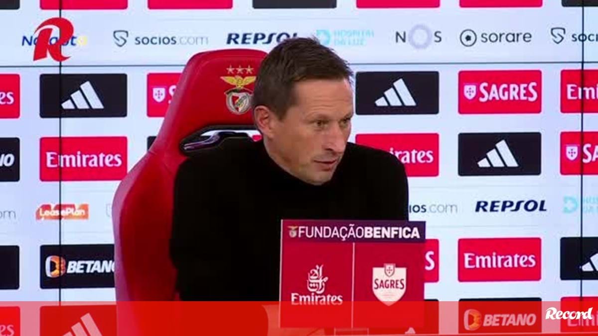 Schmidt sobre Rafa: «Sei que, se ele sair, quererá fazê-lo como campeão e com troféus»