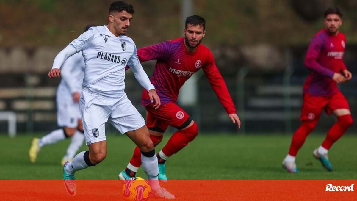 V. Guimarães goleia Trofense em jogo particular