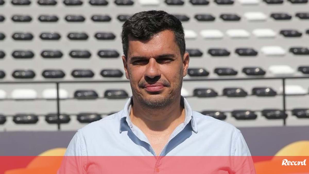 Casa Pia AC Sports Director Diogo Boa Alma Departs After Year and a Half