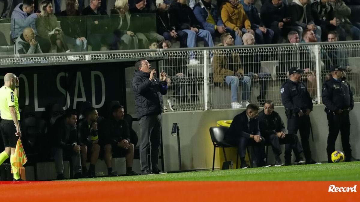 Paulo Sérgio e o lance do golo do Paulinho: «O Manuel Oliveira sabe que é canto, sabe que errou»