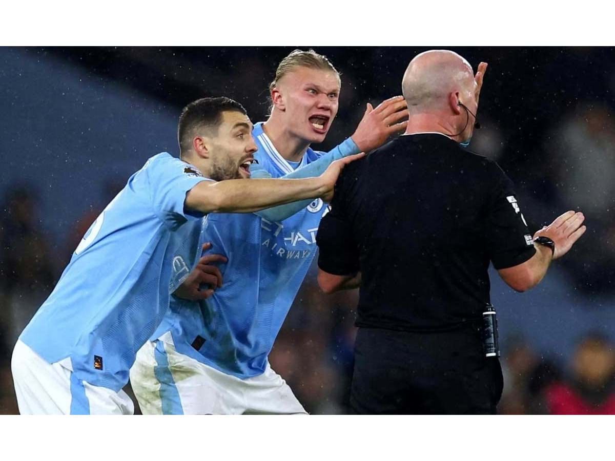 Mas que raio!»: lance polémico no Man. City-Tottenham deixou Haaland à  beira de um ataque de nervos - Inglaterra - Jornal Record