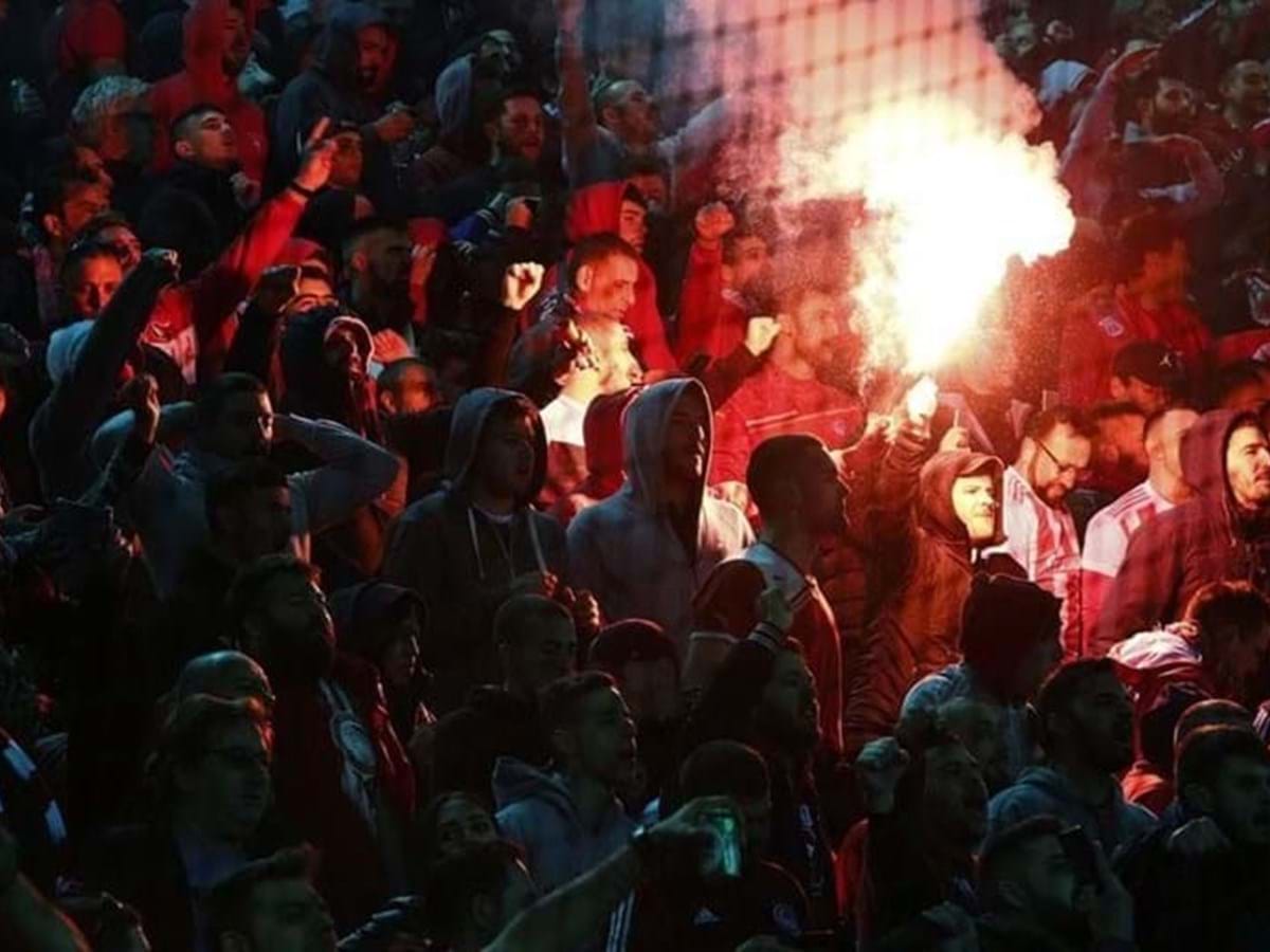 Jogos de futebol na Grécia do fim de semana adiados devido a casos de  violência