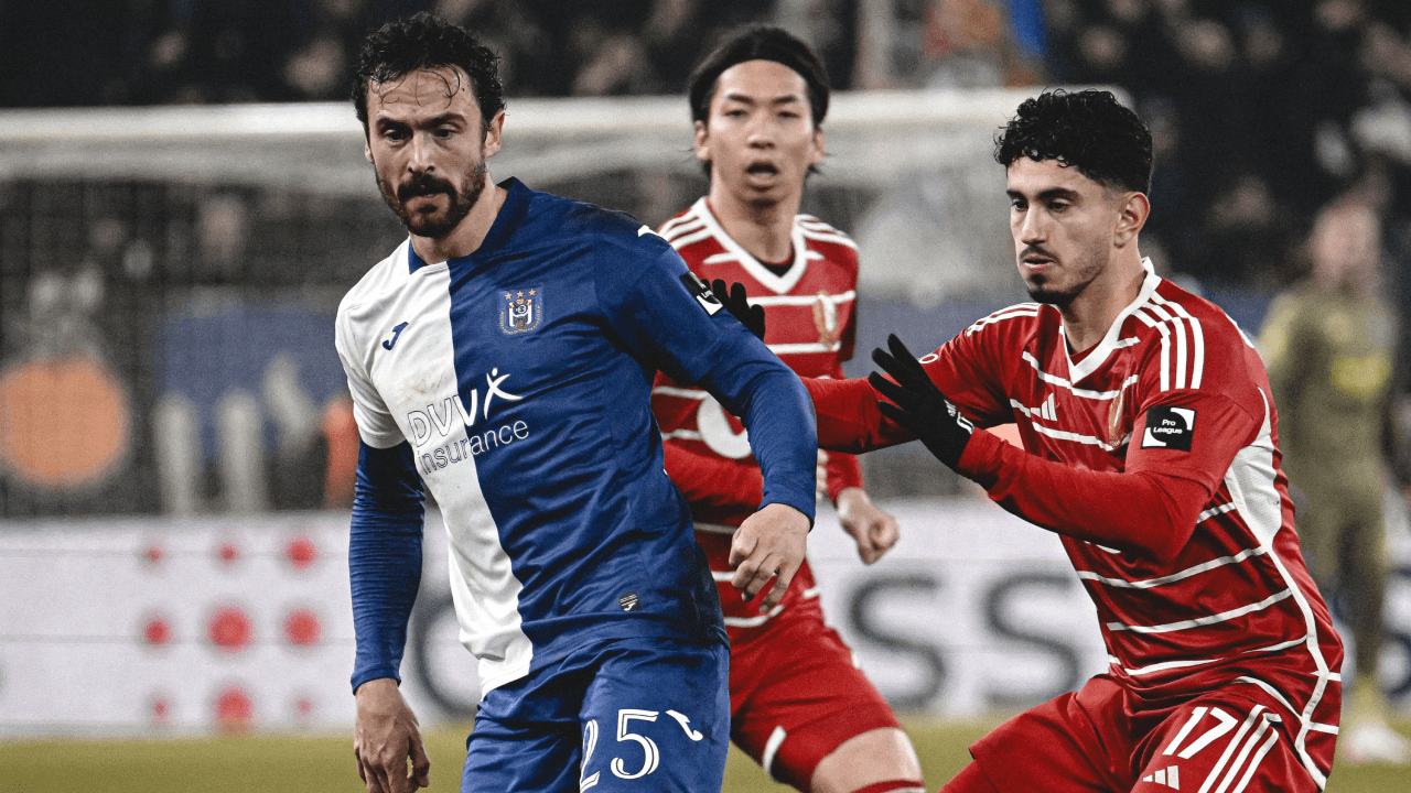 Sem suas estrelas, Anderlecht empata clássico com o Standard Liège e  permanece em má fase