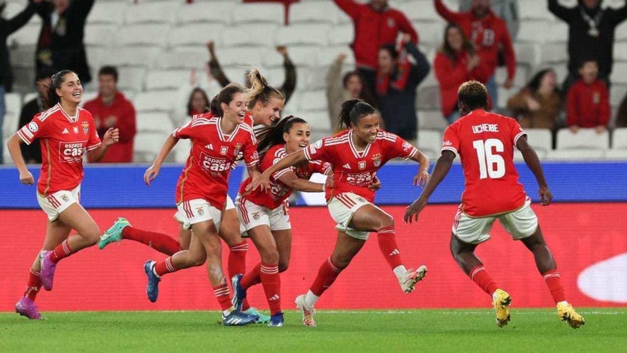 Benfica vai disputar jogo da Champions feminina no Estádio da Luz