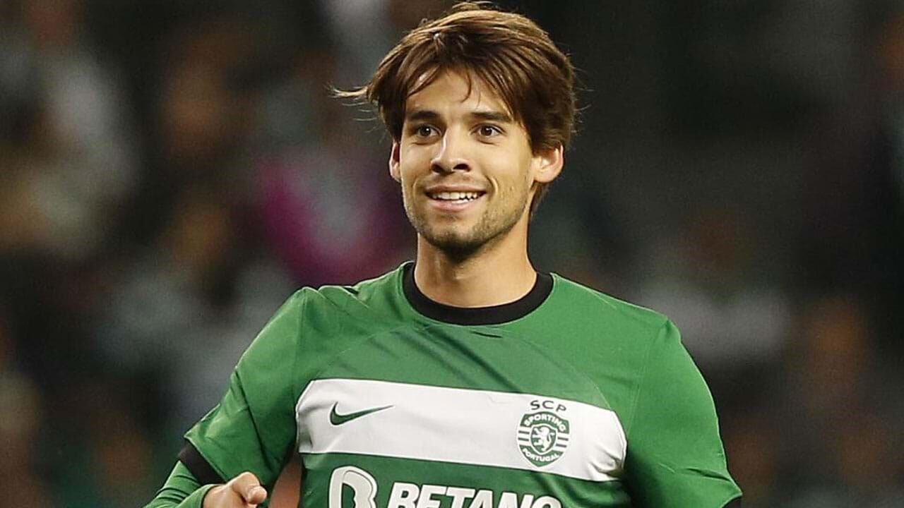 Exquisite «bragança É Um Jogador Com