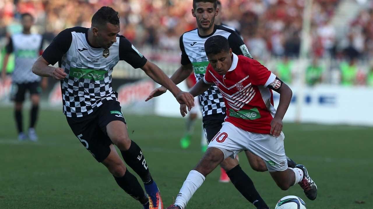 Feham Bouazza (à direita)