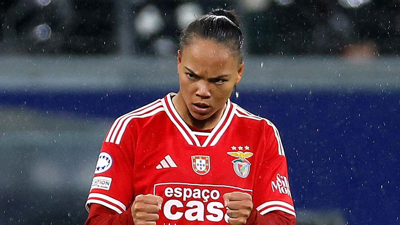 Nycole marcou o golo das encarnadas 