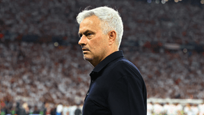 Mourinho alvo de investigação após afirmar que árbitro do próximo jogo da Roma 