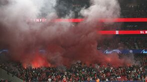 Ultras do Benfica provocam terror em hotel