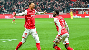 Reims derrota Estrasburgo e 'cola-se' ao Lille de Paulo Fonseca no 4.º lugar da Ligue 1