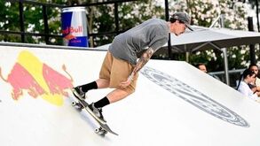 Gustavo Ribeiro defende título na final da Super Crown de skateboarding