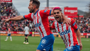 Girona faz história em Espanha mas treinador põe água na fervura: «Não aguentaremos este ritmo»