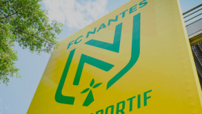 Adepto do Nantes morre esfaqueado antes do jogo com o Nice