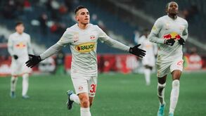 Sturm Graz empata e Salzburgo isola-se no comando da Liga austríaca