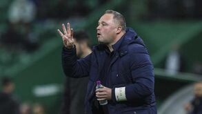 Gyökeres marcou e o Gil Vicente pediu falta: VAR chamou árbitro mas este manteve a decisão de dar golo ao Sporting