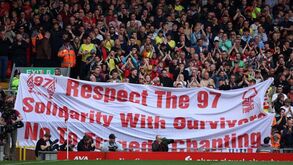 Tragédia de Hillsborough: Governo britânico pede desculpa pelas 97 vítimas 