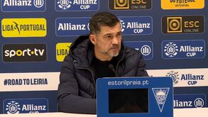Sérgio Conceição explica o que significa o adeus do FC Porto à Allianz Cup... em 14 palavras