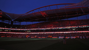 Benfica coloca à venda na 2.ª feira os bilhetes para o dérbi e para o Marselha