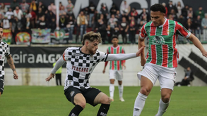 A crónica do E. Amadora-Boavista, 3-1: Premiada teimosia de não ficar caído