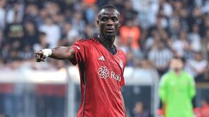 Ameaças, maldições e violência: central do Besiktas em teia de chantagens por causa de transferência