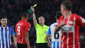 Escocês William Collum nomeado para o Sporting-Sturm Graz