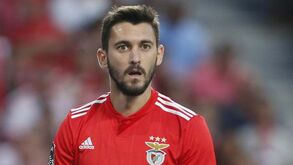 Ex-Benfica foi ao Estádio do Dragão incentivar o Shakhtar Donetsk