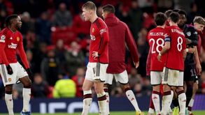 «Houve a questão do Ronaldo, do Jadon Sancho, do Varane... Isto não funciona a favor de Ten Hag»