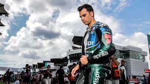 Diretor da Aprilia sobre Miguel Oliveira: «Esperemos que no próximo ano tenha mais sorte»