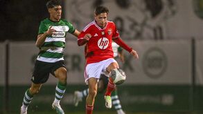 Sporting e Benfica empatam no dérbi de juvenis