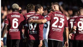 Presidente da Salernitana 'explosivo': «Não merecemos uma equipa com preguiça nas pernas»