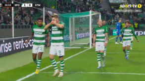 Sporting-Sturm Graz: Arrancada de Matheus Reis pela esquerda e Gyökeres a encostar para o 1-0