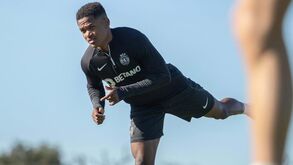 Geny Catamo continua em tratamento e longe do clássico: as últimas do treino do Sporting