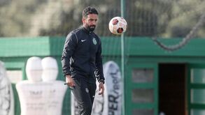 Sporting prossegue 'Operação Clássico': saiba quem não treinou e a que horas fala Amorim