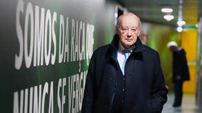 FC Porto mostra o rosto de Pinto da Costa após o acidente de carro