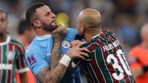 «Ninguém vai cantar de galo para os meus atletas»: Felipe Melo explica confusão após o Man. City-Fluminense