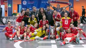 Benfica-Bitonto, 1-1 (5-4 pen.): rainhas da Europa