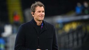 Jens Lehmann condenado a pagar 420 mil euros após sacar de motosserra em discussão com vizinho