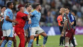 Grealish responde a acusações de Felipe Melo: «Não disse olé uma única vez»